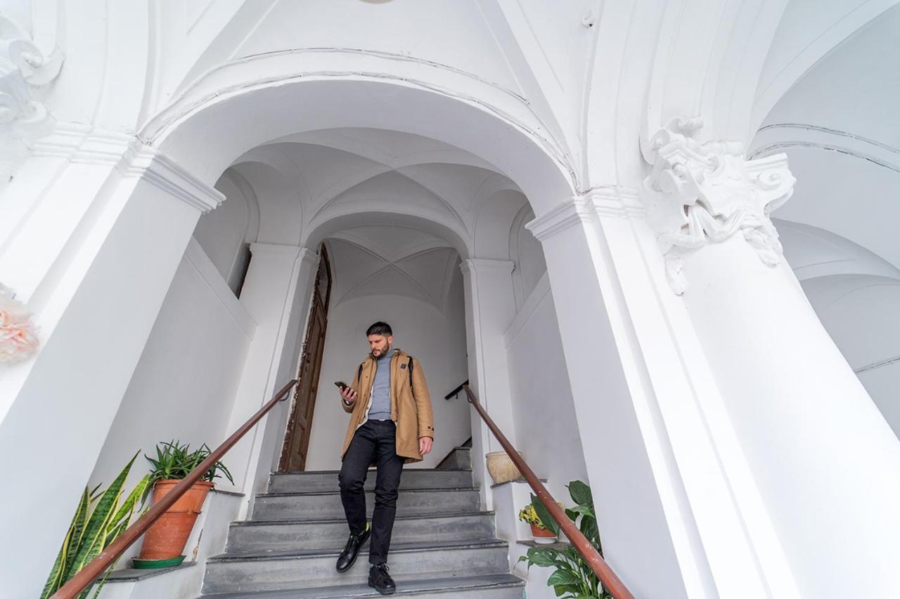 Medina H. Napoli Centro, By Clapa Group Hotel Exterior photo